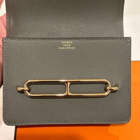 🆕 Hermes Roulis Slim Wallet Gris Meyer Permabrass - Picture 8 of 8